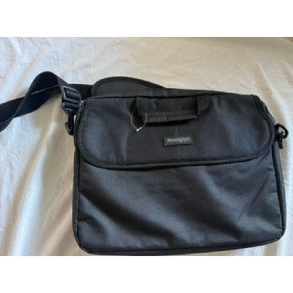 Kensington Black Laptop Messenger Bag / Shoulder Briefcase
